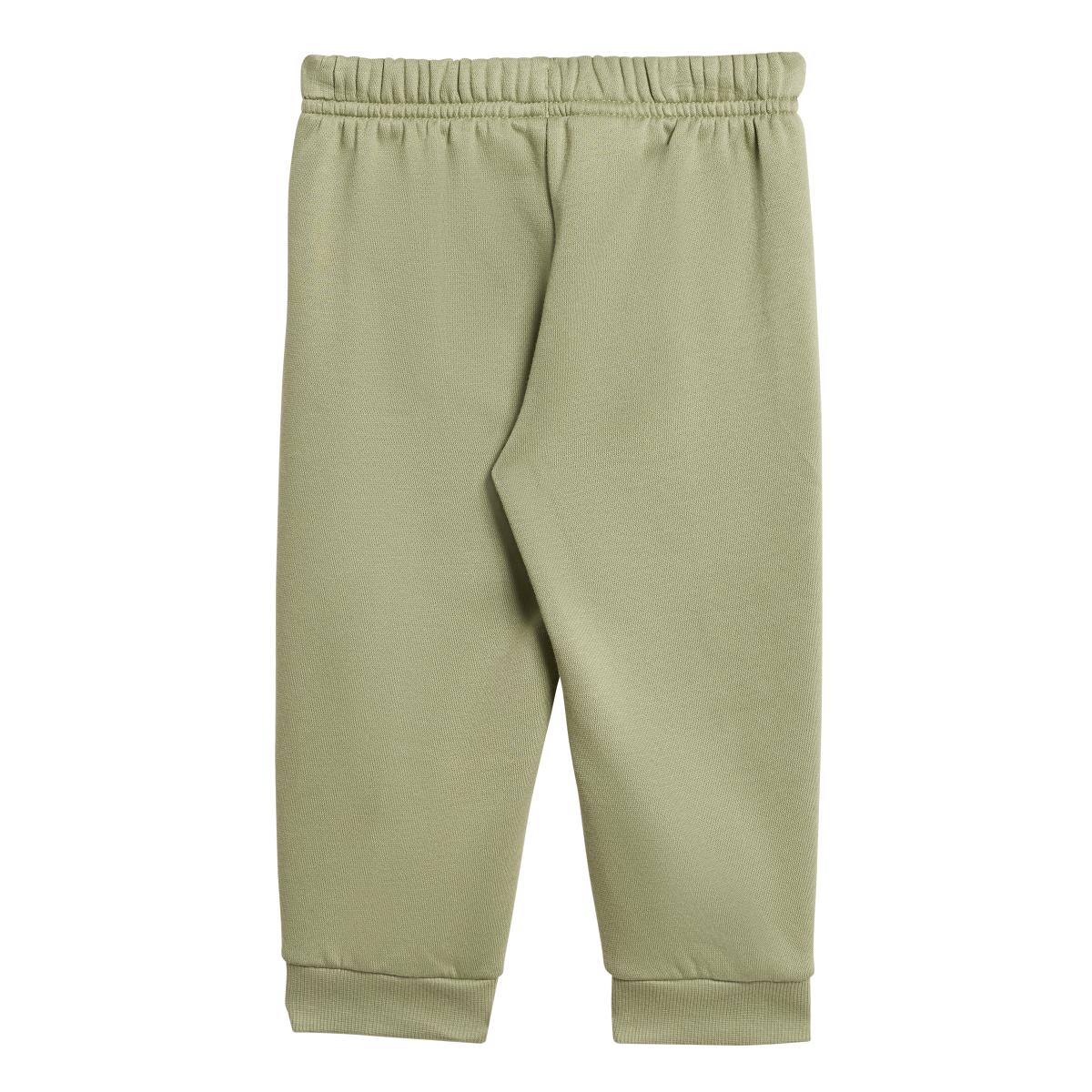 product/a/d/adidas_iz4969_tengrn-carbon_6.jpg