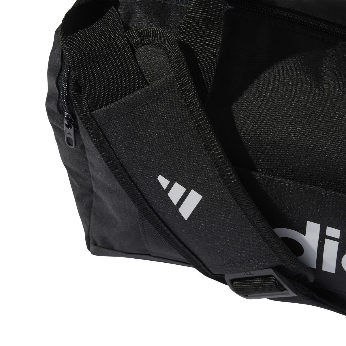product/a/d/adidas_je8347_black-black-white_12.jpg