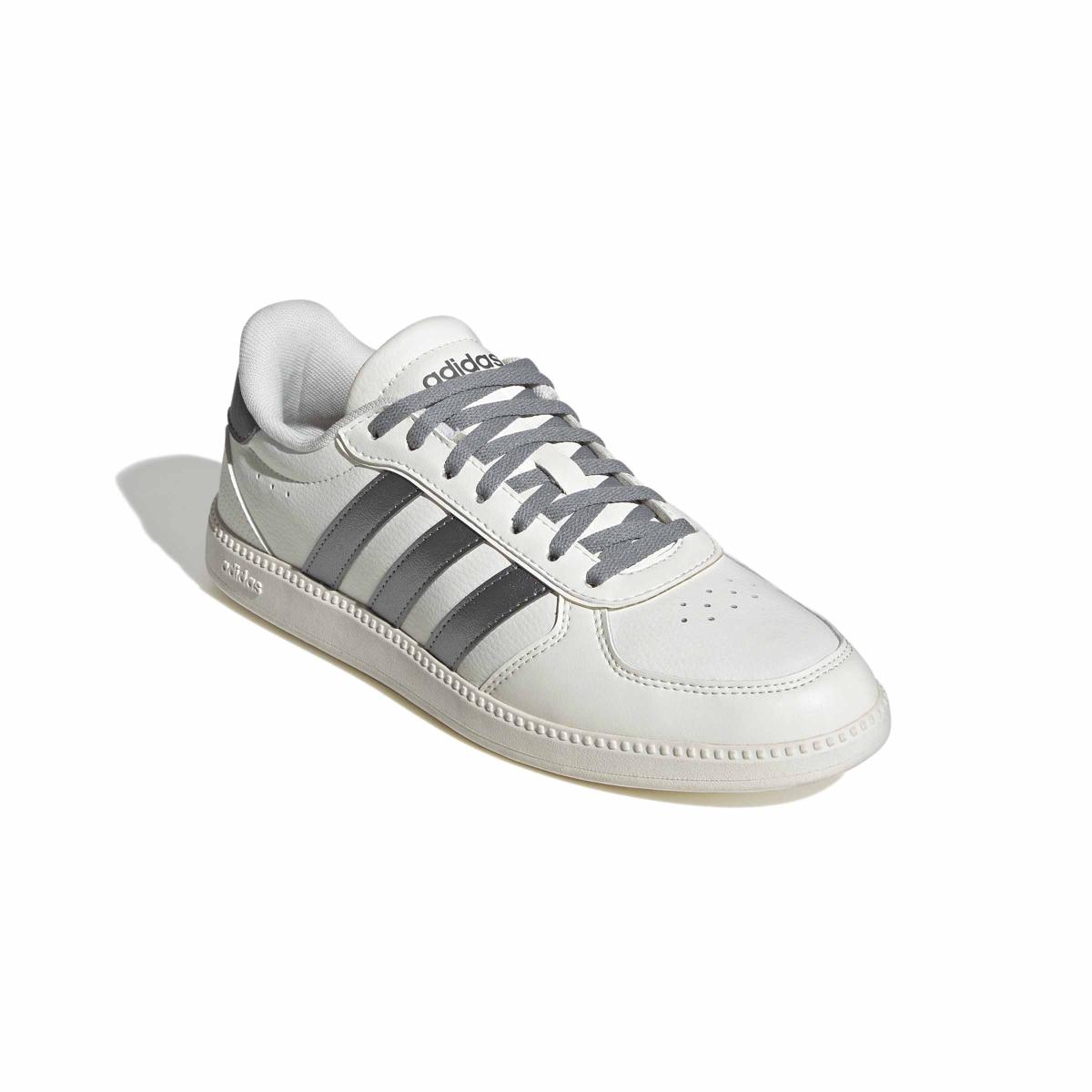 product/a/d/adidas_jh6880_6_footwear_photography_front_lateral_top_view_white-nw091625.jpg