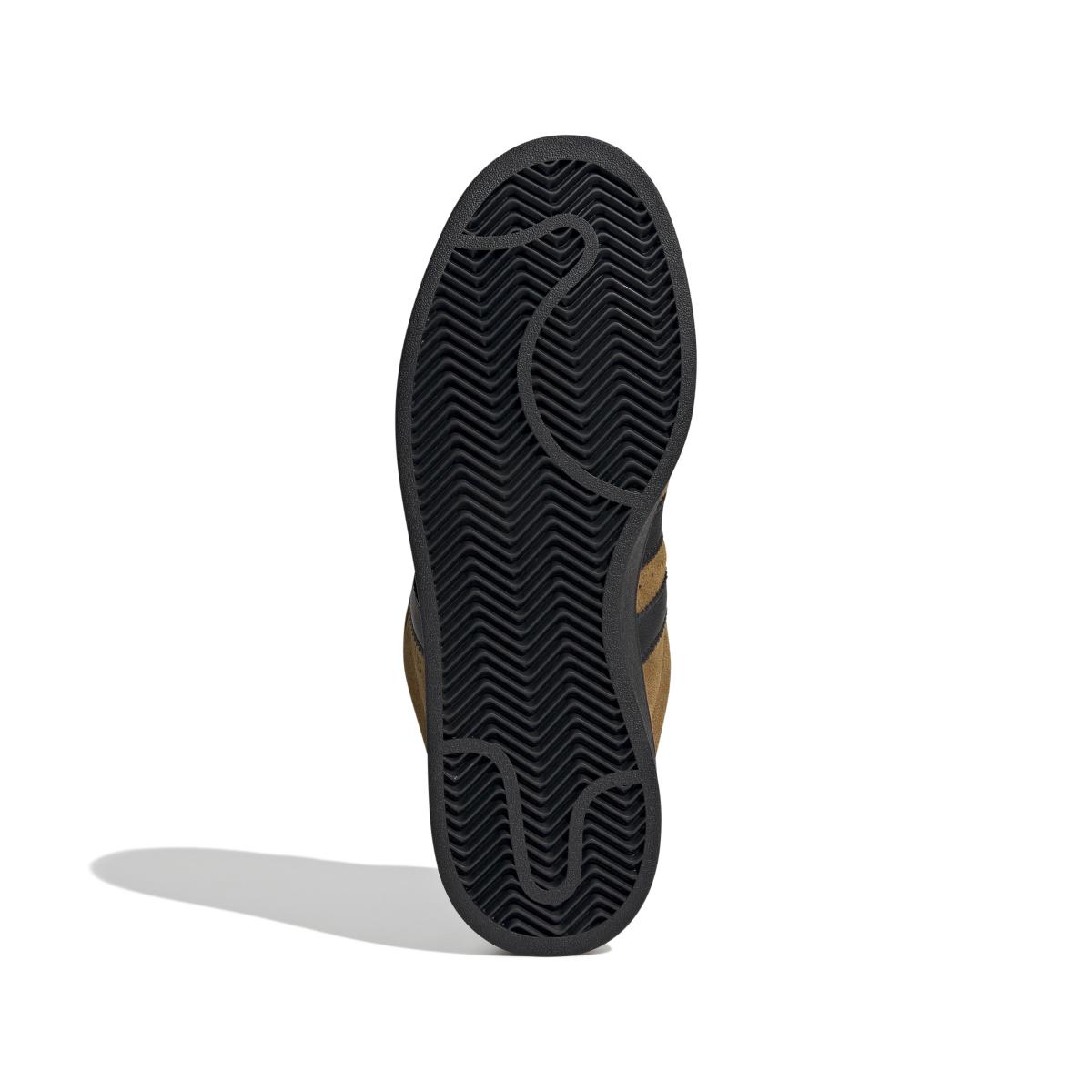 product/a/d/adidas_jh8998_4_footwear_photography_bottom_view_white.jpg