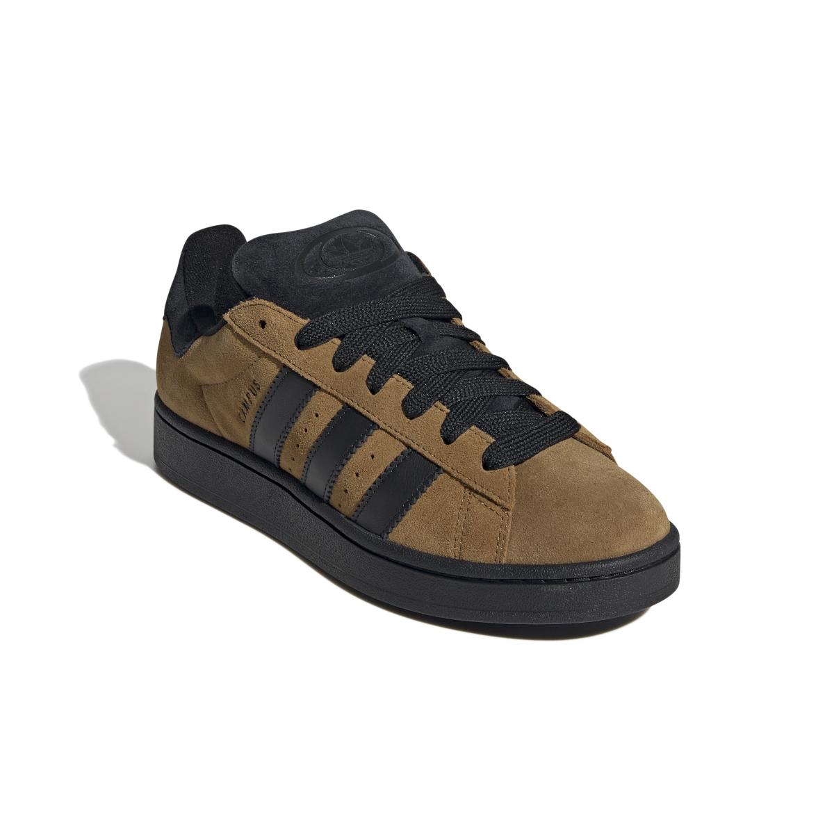 product/a/d/adidas_jh8998_6_footwear_photography_front_lateral_top_view_white.jpg