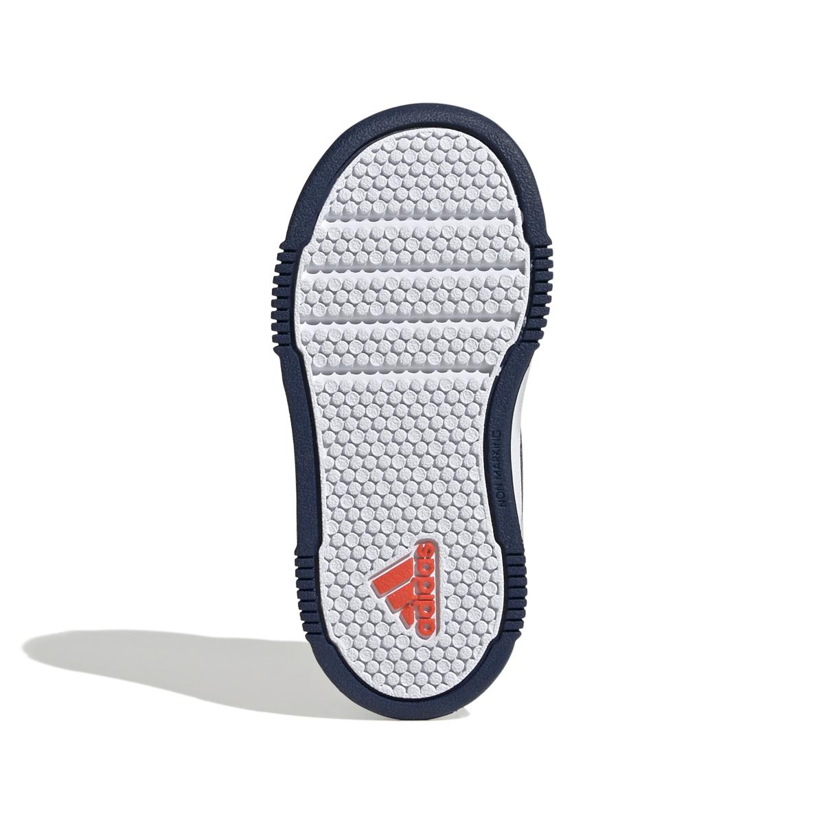 product/a/d/adidas_jh9528_4_footwear_photography_bottom_view_white-nw091625.jpg