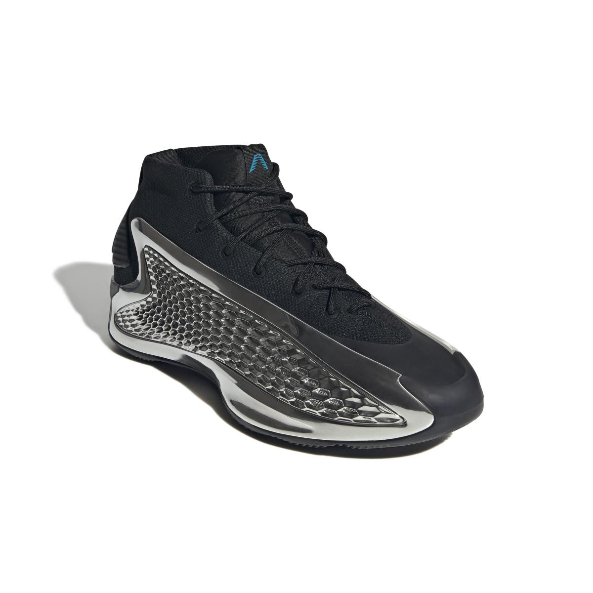 product/a/d/adidas_ji0424_6_footwear_photography_front_lateral_top_view_white-nw091625.jpg