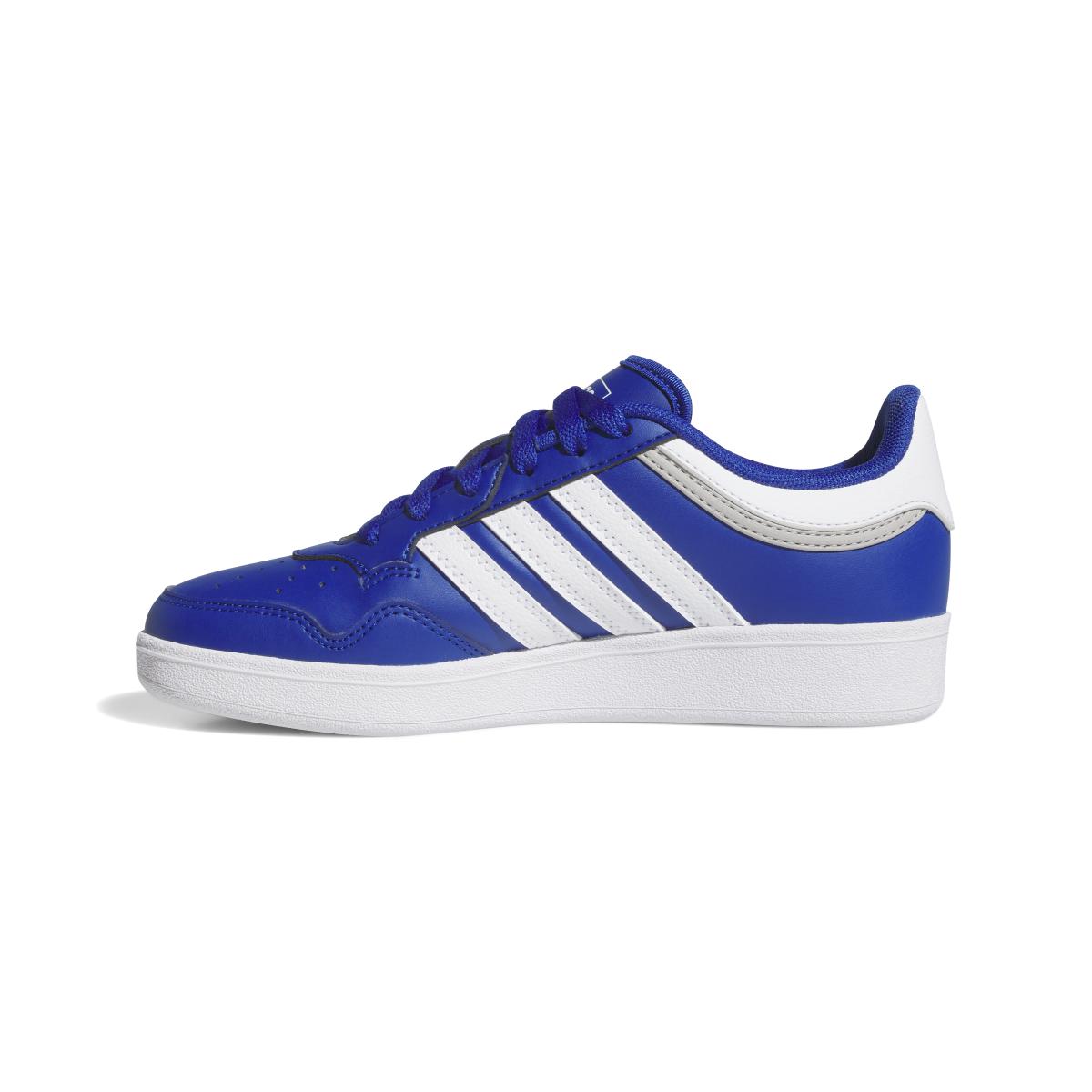 product/a/d/adidas_ji0899_5_footwear_photography_side_medial_center_view_white-nw091625.jpg