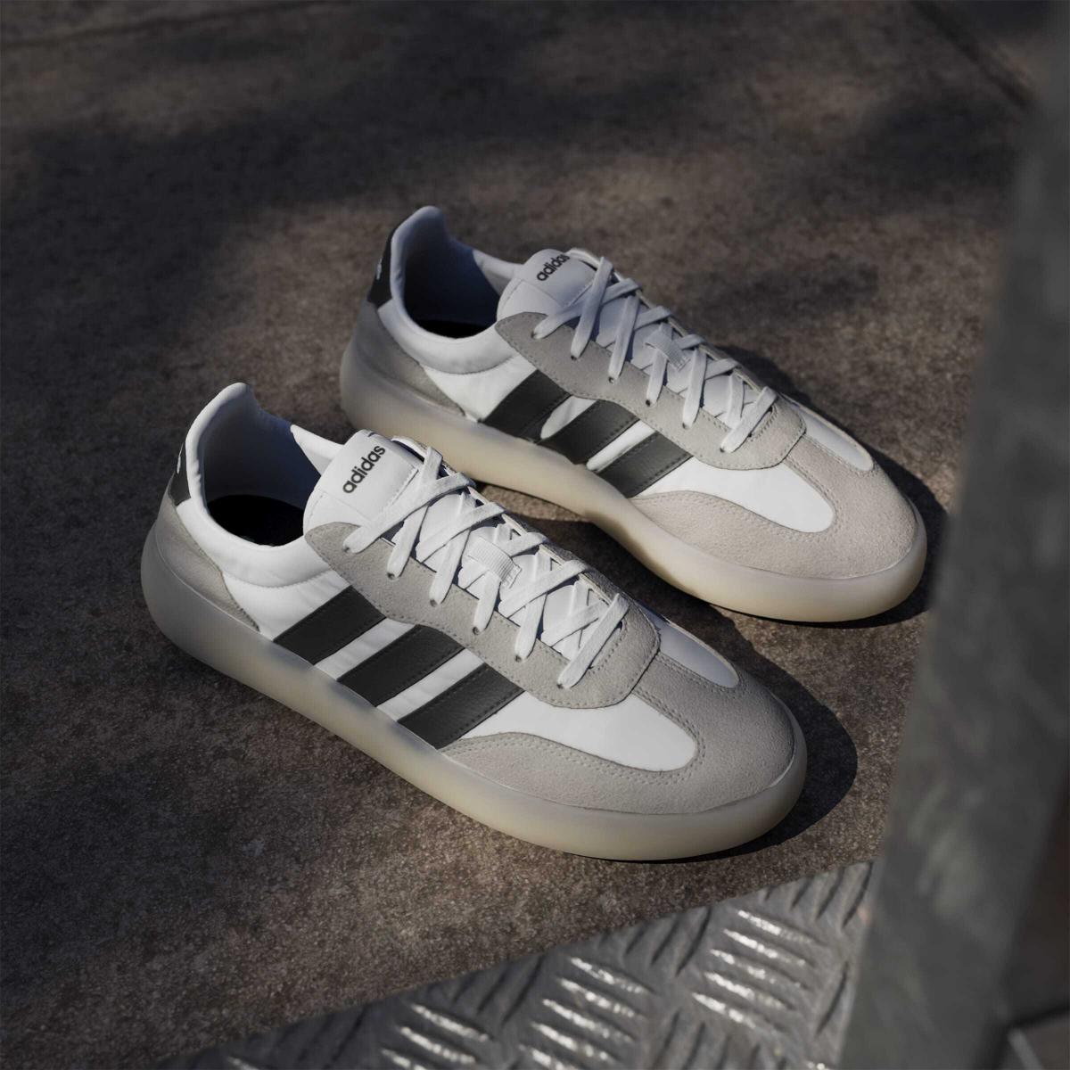 product/a/d/adidas_ji2315_18_footwear_photography_heromrktng_view_5-nw091625.jpg