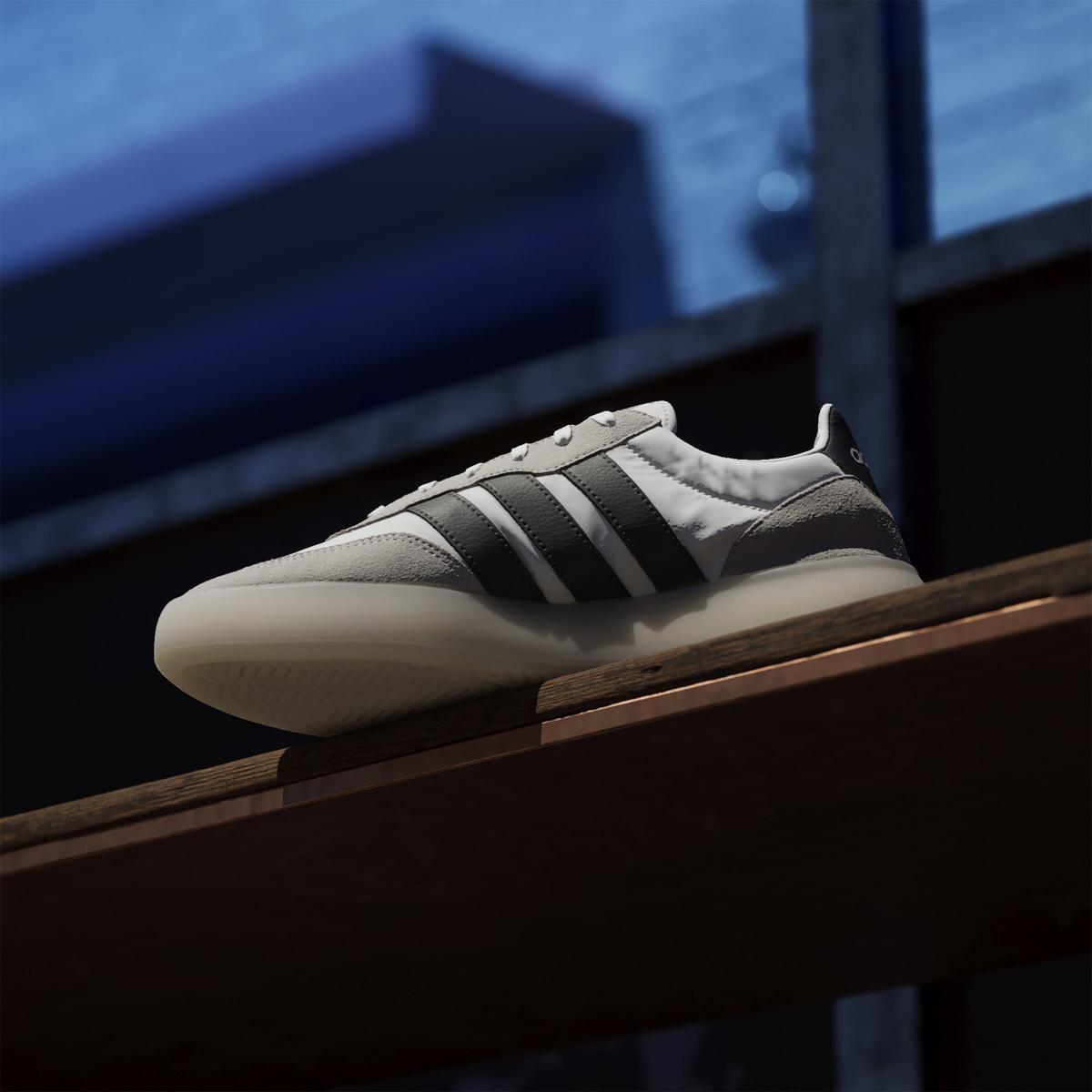 product/a/d/adidas_ji2315_20_footwear_photography_heromrktng_view_7-nw091625.jpg