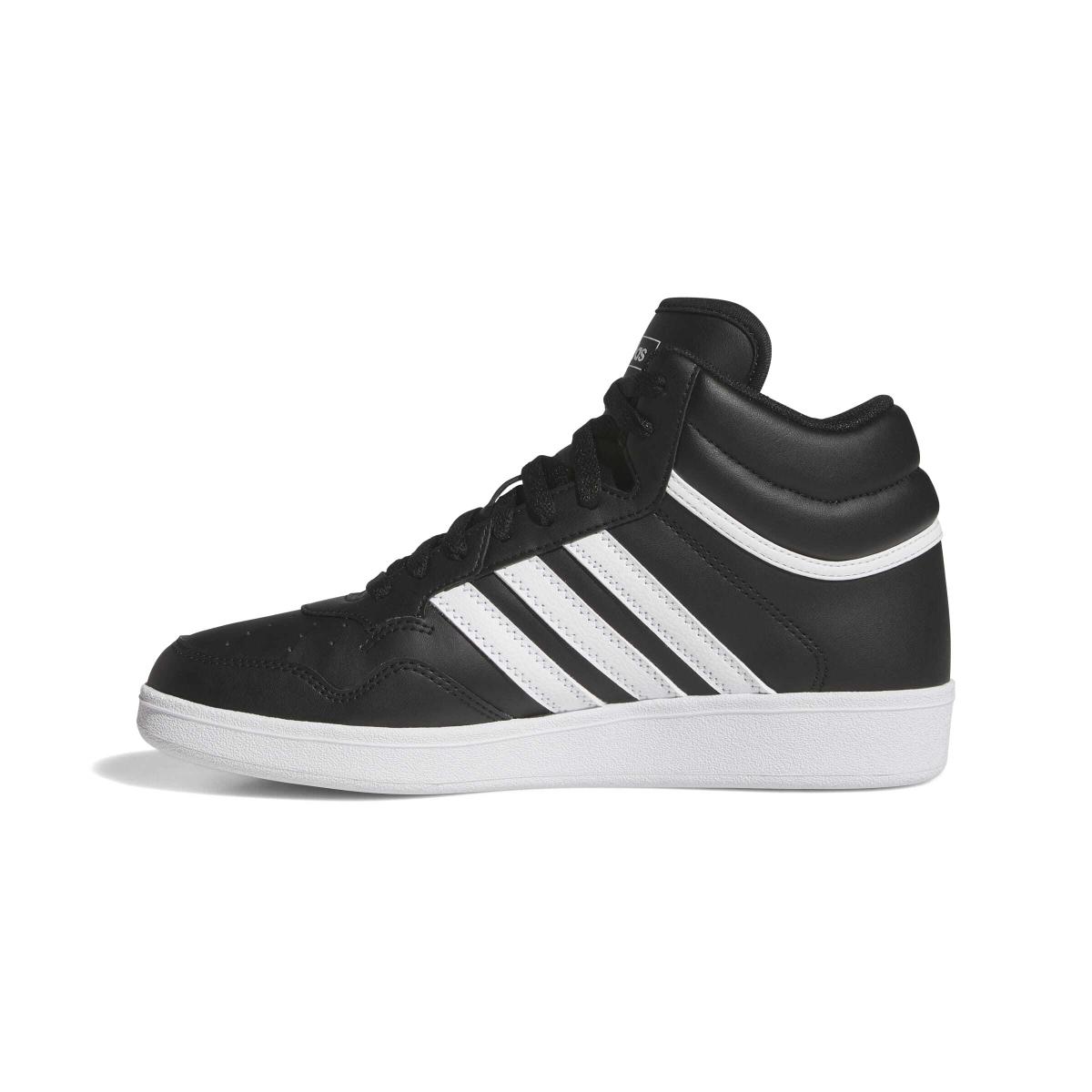 product/a/d/adidas_ji3464_5_footwear_photography_side_medial_center_view_white-nw091625.jpg