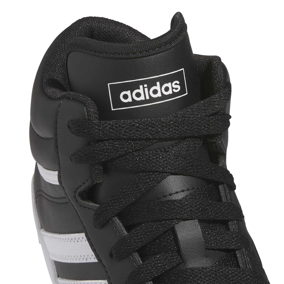 product/a/d/adidas_ji3464_9_footwear_photography_detail_view_2_white-nw091625.jpg