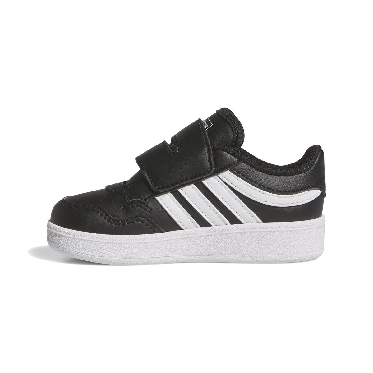 product/a/d/adidas_ji3487_5_footwear_photography_side_medial_center_view_white-nw091625.jpg