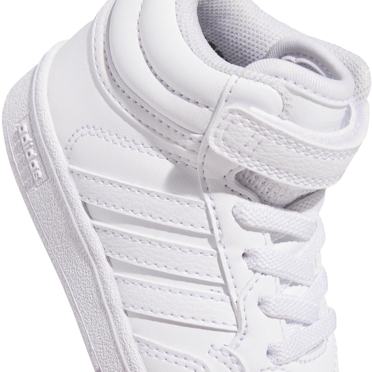 product/a/d/adidas_ji3490_8_footwear_photography_detail_view_1_white.jpg