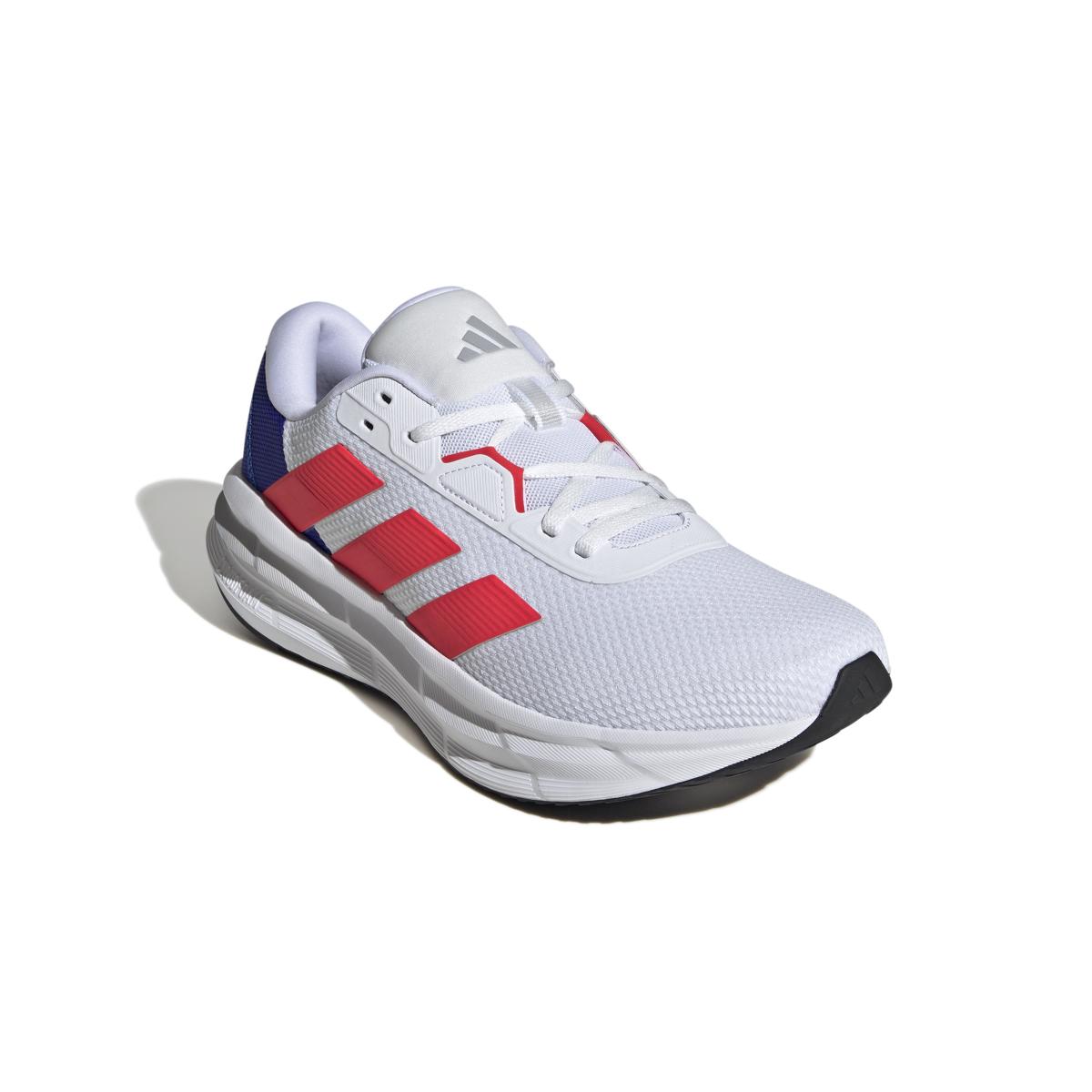 product/a/d/adidas_ji4600_6_footwear_photography_front_lateral_top_view_white-nw091625.jpg