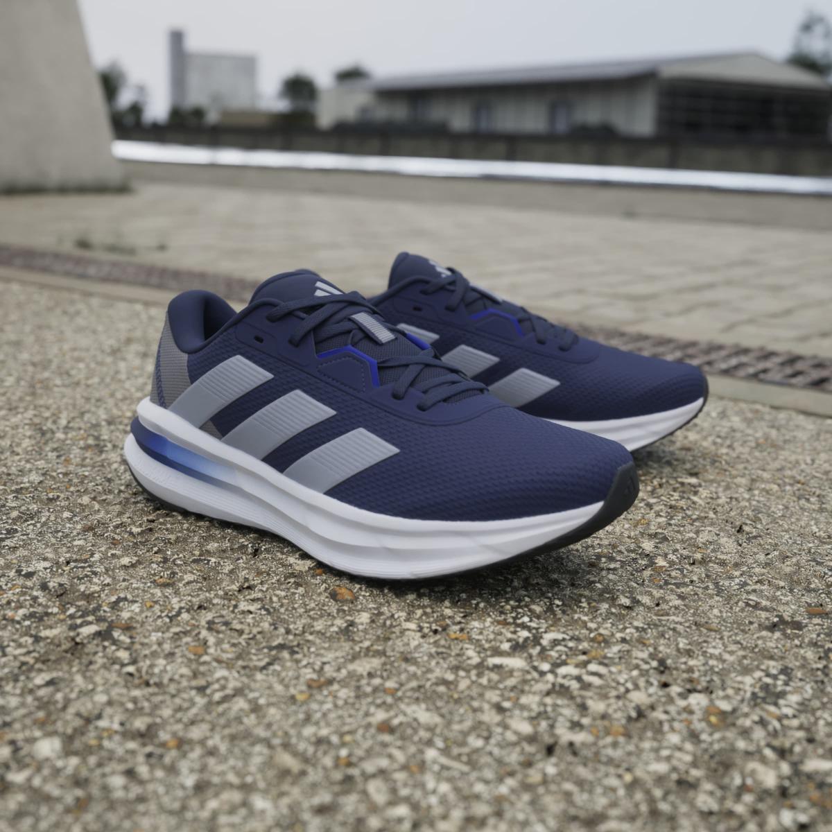 product/a/d/adidas_ji4601_21_footwear_photography_heromrktng_view_8-nw091625.jpg