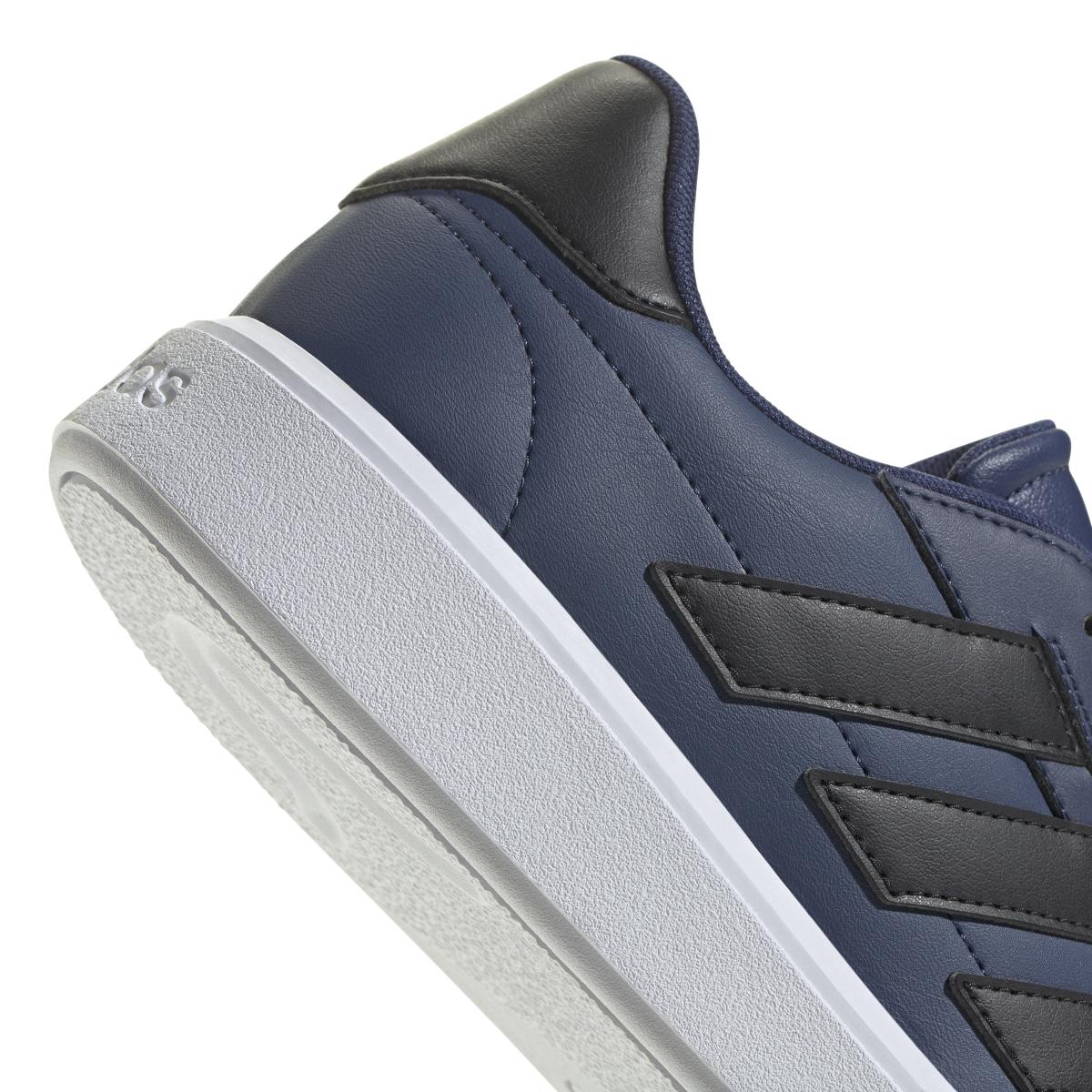 product/a/d/adidas_ji4710_9_footwear_photography_detail_view_2_white-nw091625.jpg