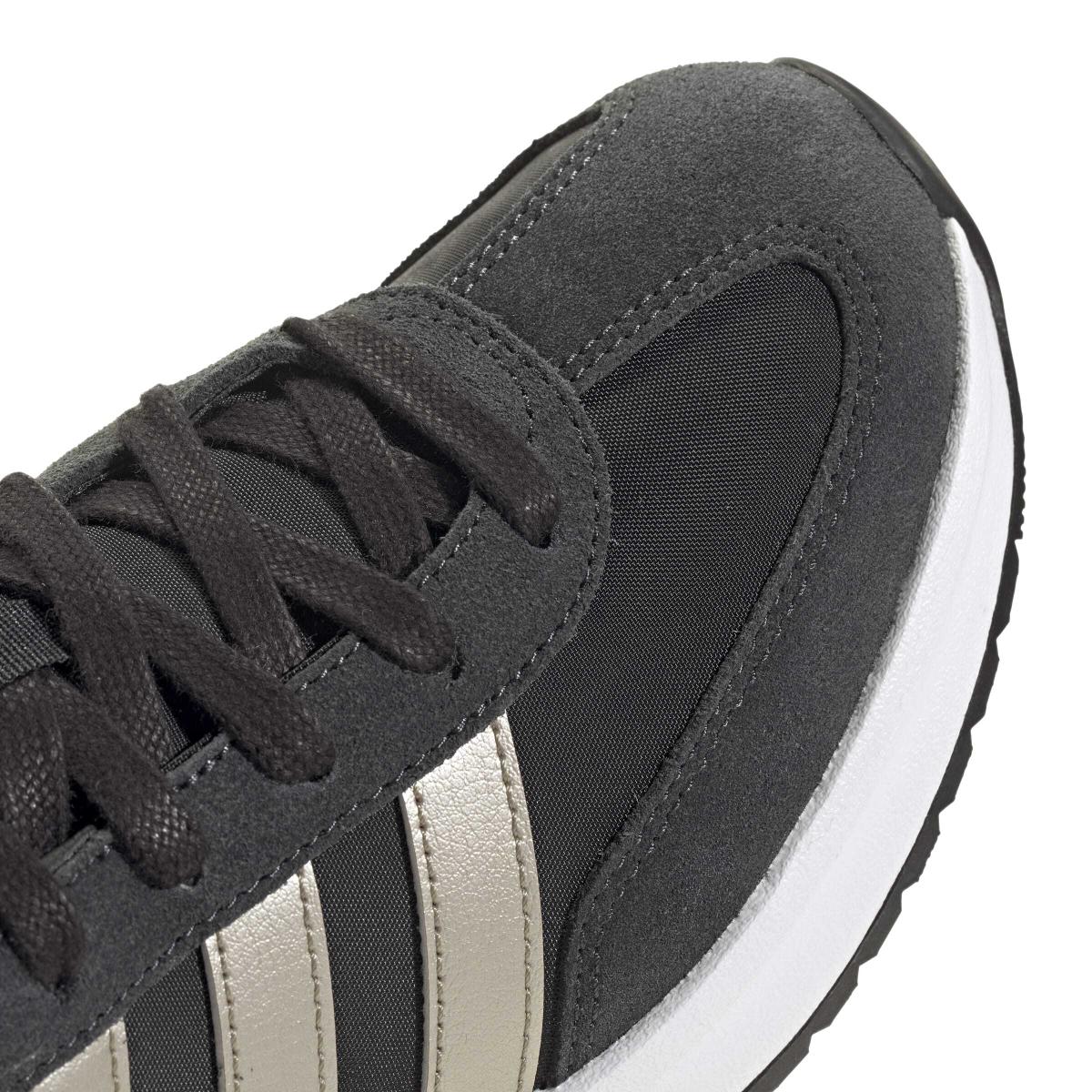 product/a/d/adidas_ji4909_9_footwear_photography_detail_view_2_white-nw091625.jpg