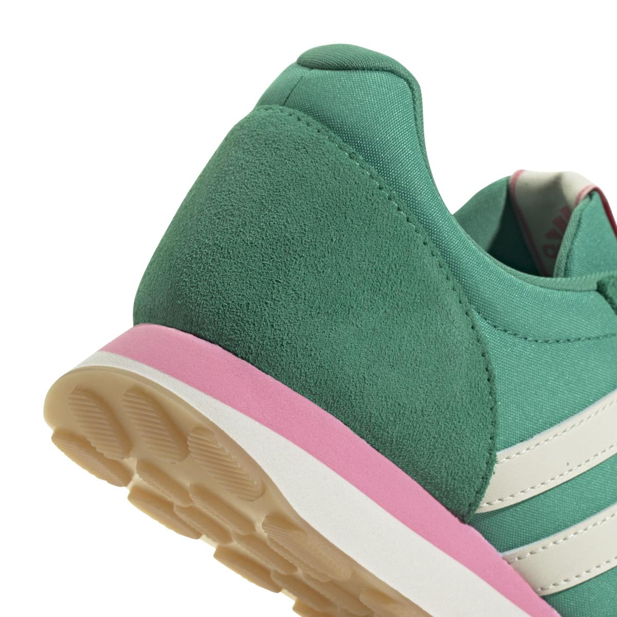 product/a/d/adidas_ji4985_9_footwear_photography_detail_view_2_white-nw091625.jpg