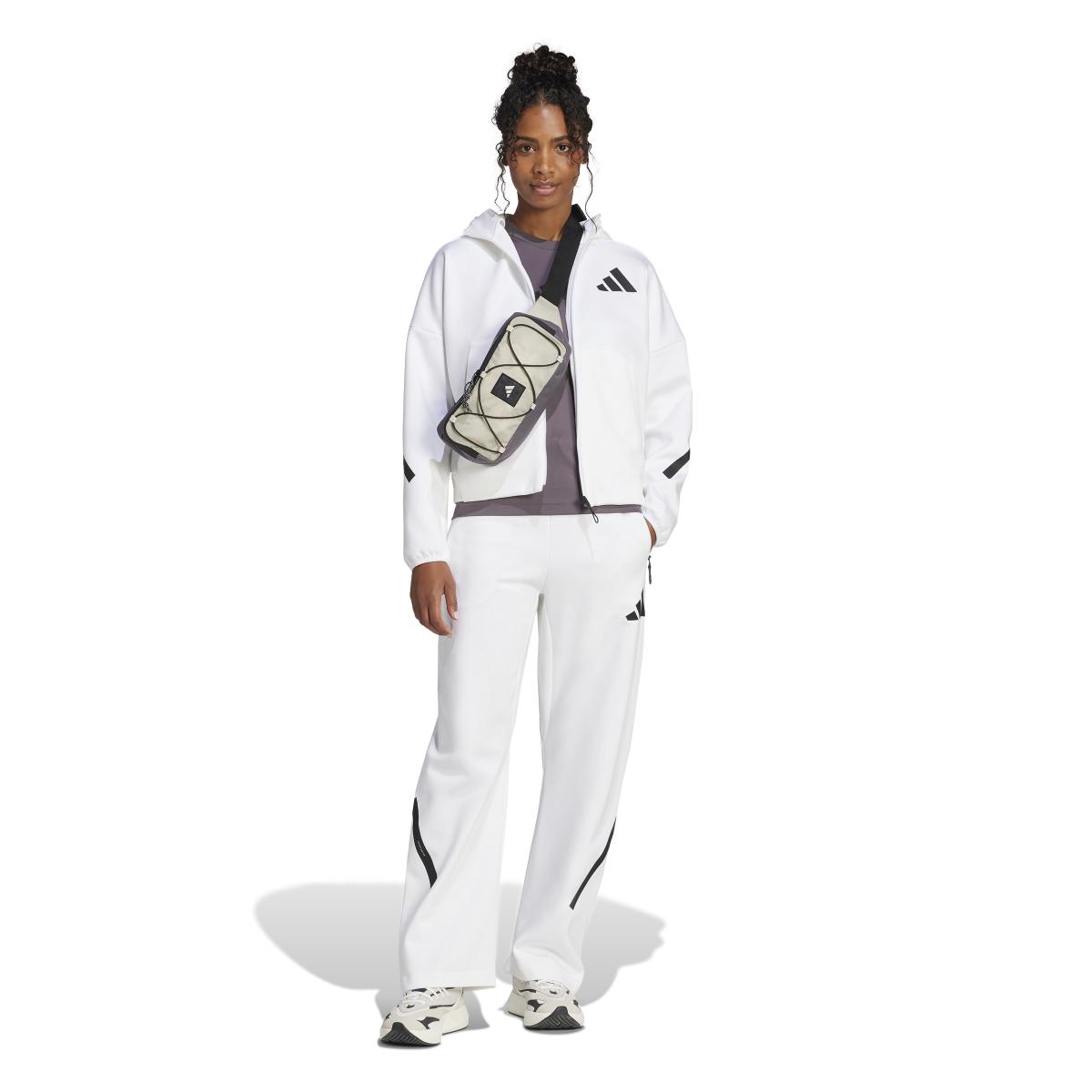 product/a/d/adidas_jj4747_5_apparel_on_model_standard_outfit_view_white.jpg