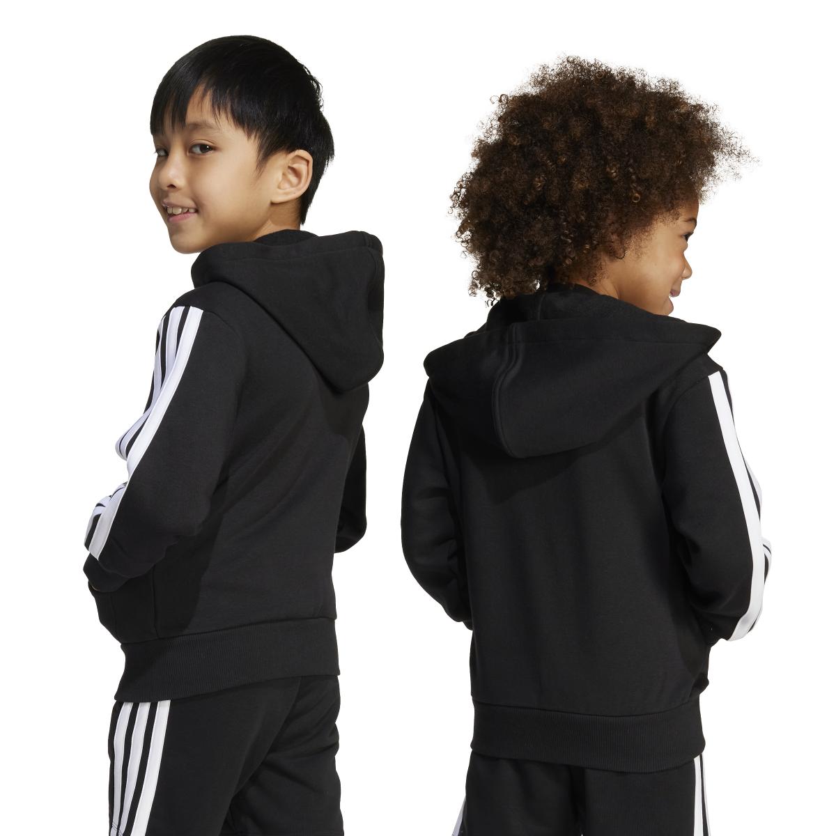 product/a/d/adidas_jm0894_black-white_7.jpg
