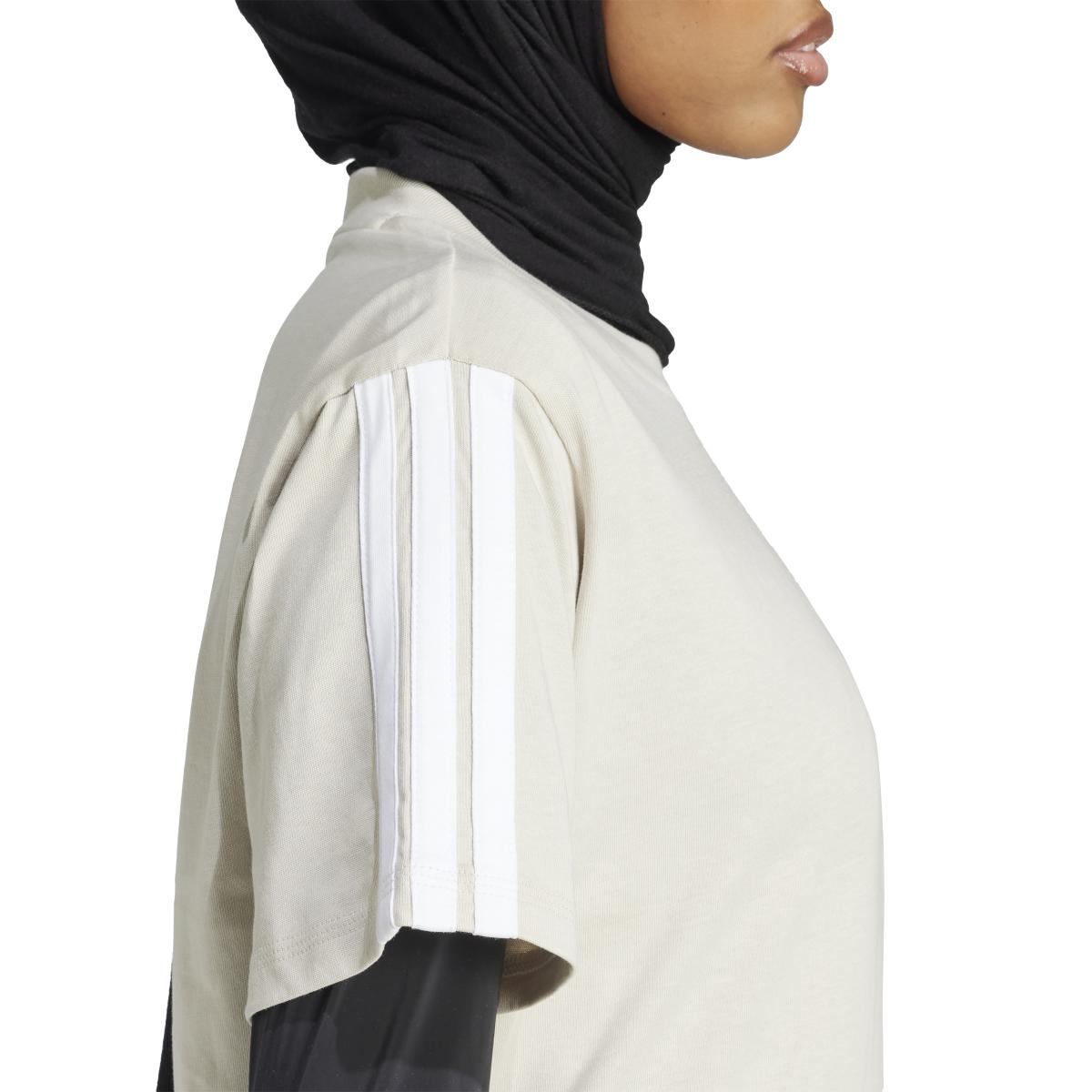 product/a/d/adidas_jm2409_7_apparel_on_model_detail_view_2_white.jpg