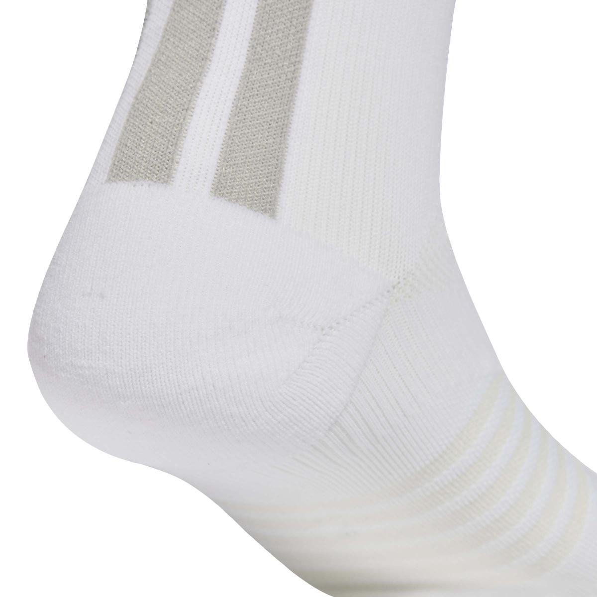 product/a/d/adidas_jn3561_4_hardware_photography_detail_view_2_white.jpg