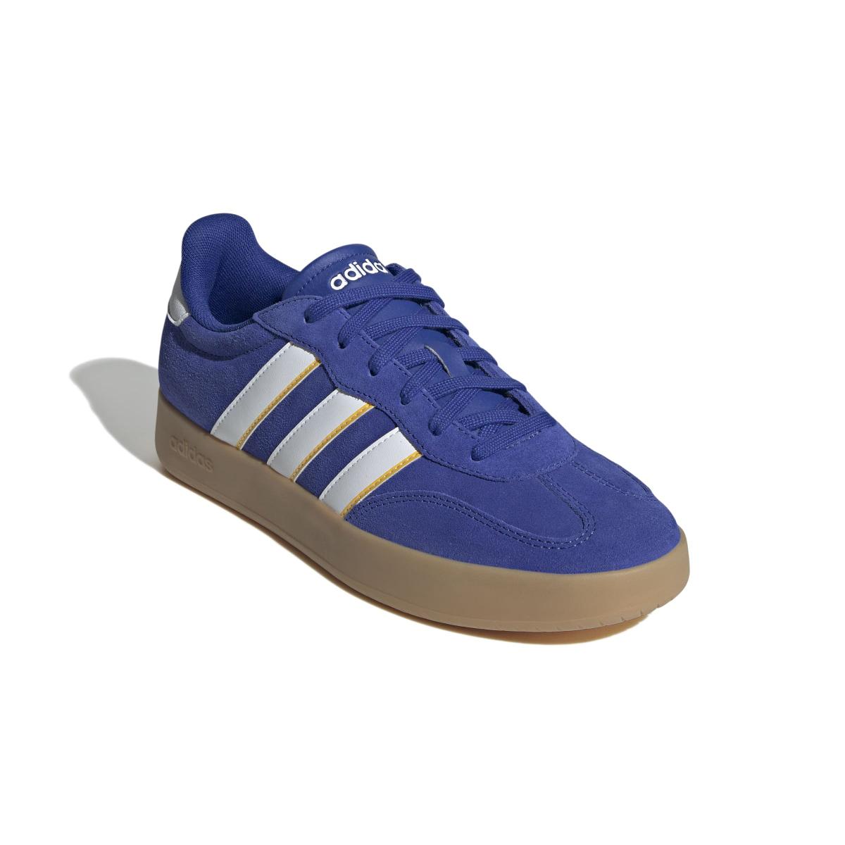 product/a/d/adidas_jp7099_6_footwear_photography_front_lateral_top_view_white-nw091625.jpg