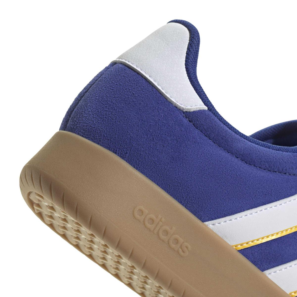 product/a/d/adidas_jp7099_9_footwear_photography_detail_view_2_white-nw091625.jpg