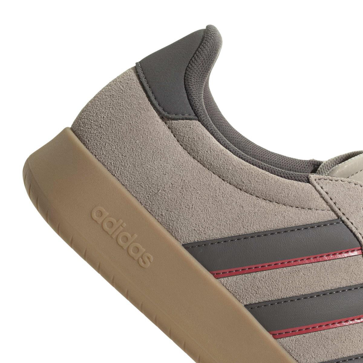 product/a/d/adidas_jp7100_8_footwear_photography_detail_view_1_white-nw091625.jpg