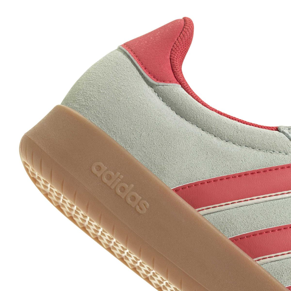 product/a/d/adidas_jp7109_9_footwear_photography_detail_view_2_white-nw091625.jpg