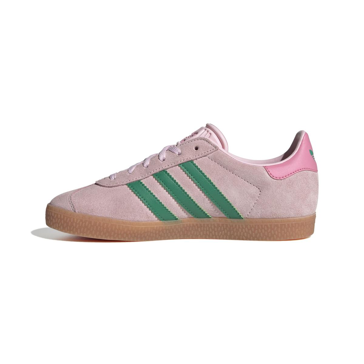 product/a/d/adidas_jp7128_5_footwear_photography_side_medial_center_view_white.jpg