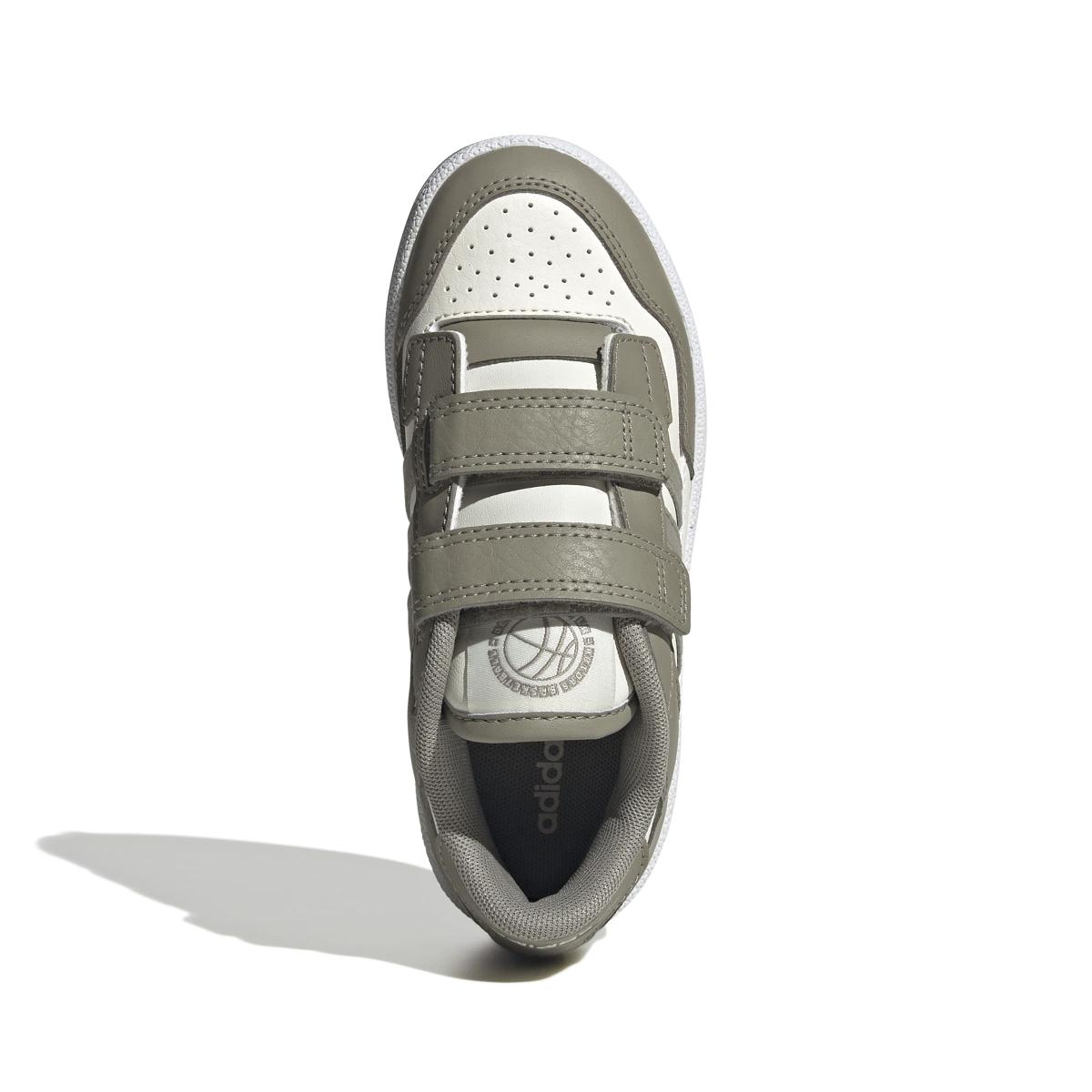 product/a/d/adidas_jp7653_3_footwear_photography_top_portrait_view_white.jpg