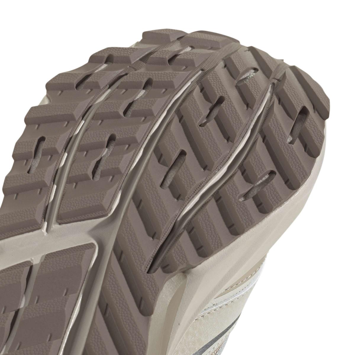 product/a/d/adidas_jp7775_8_footwear_photography_detail_view_1_white-nw091625.jpg