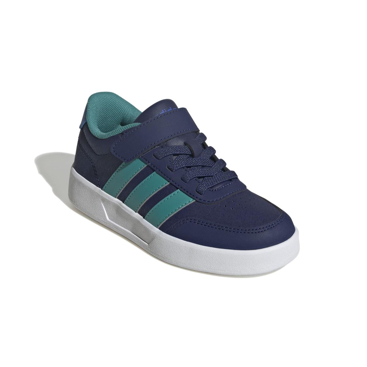product/a/d/adidas_jq3030_6_footwear_photography_front_lateral_top_view_white-nw091625.jpg