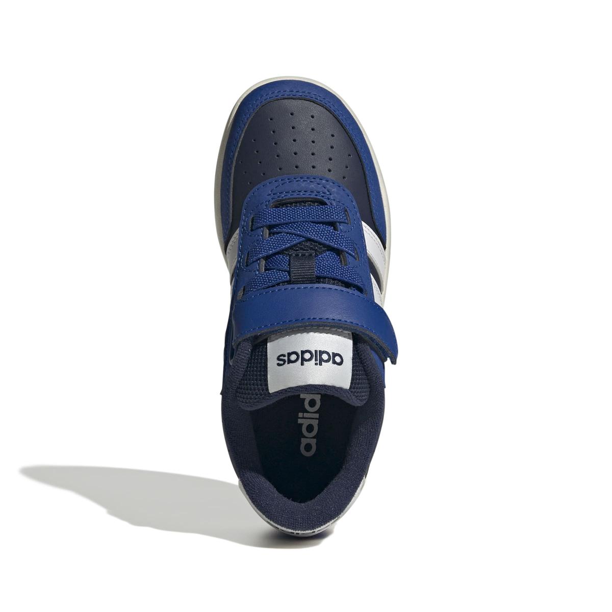 product/a/d/adidas_jq3691_3_footwear_photography_top_portrait_view_white-nw091625.jpg