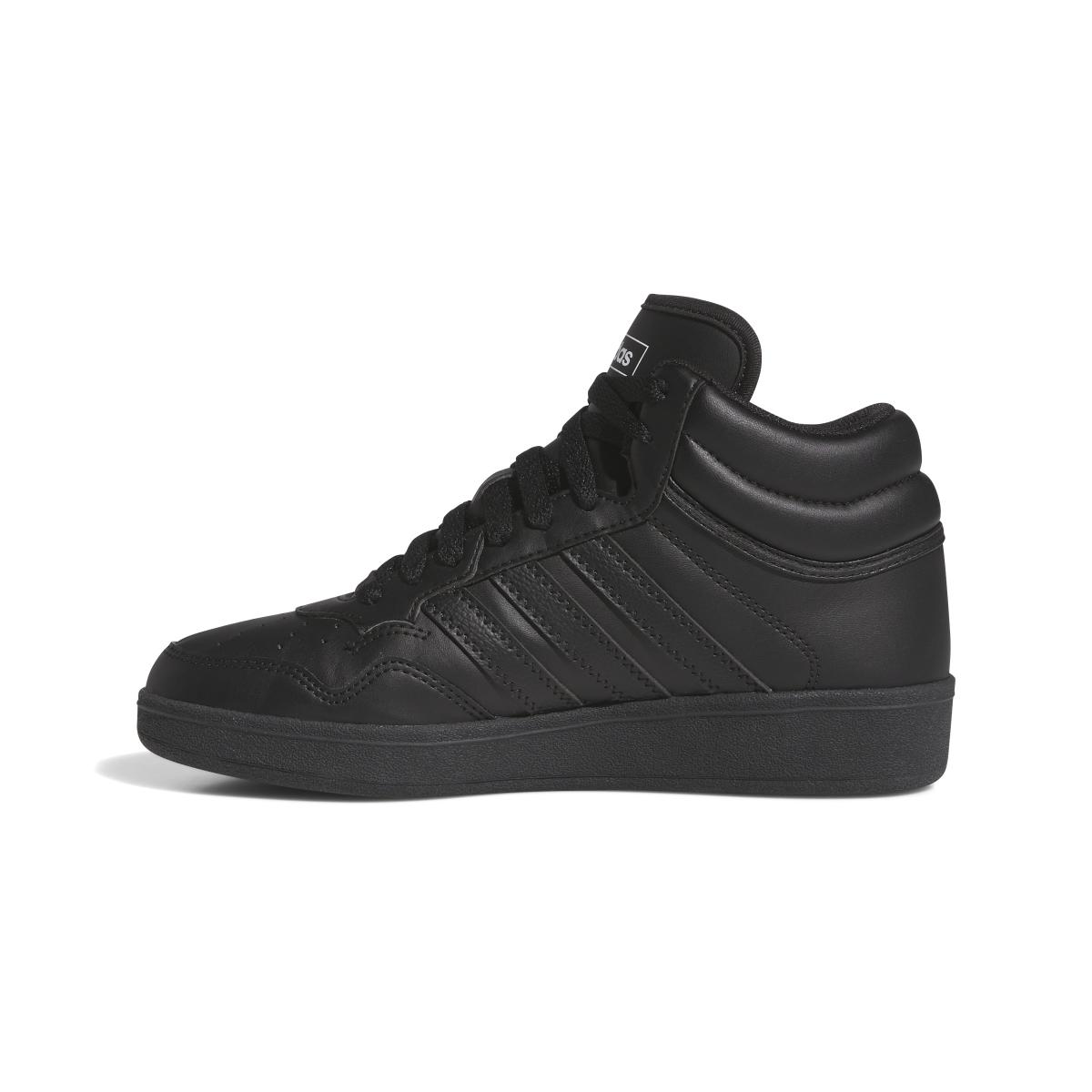 product/a/d/adidas_jq5215_5_footwear_photography_side_medial_center_view_white-nw091625.jpg