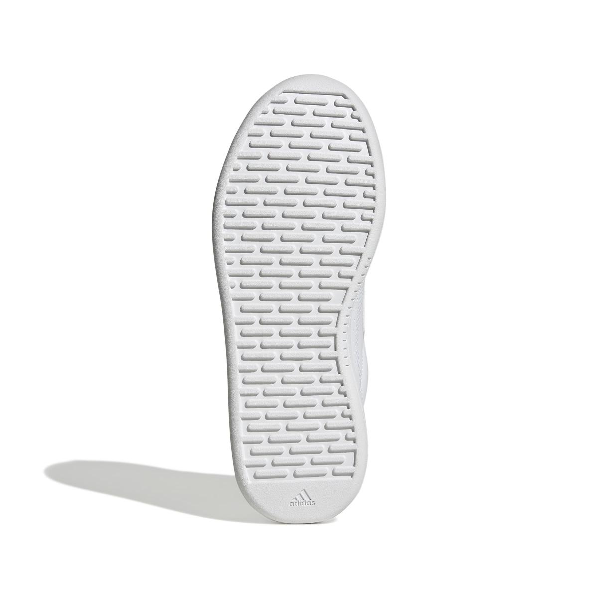 product/a/d/adidas_jq5478_4_footwear_photography_bottom_view_white-nw091625.jpg