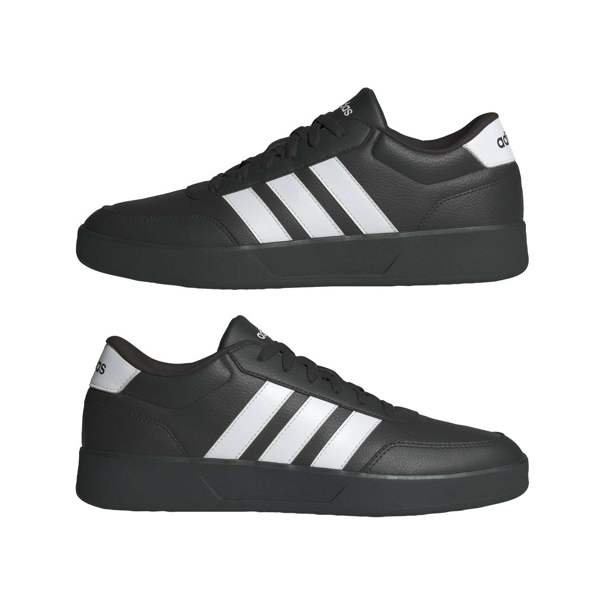 product/a/d/adidas_jq5482_10_footwear_photography_mirrored_pair_view_white-nw091625.jpg