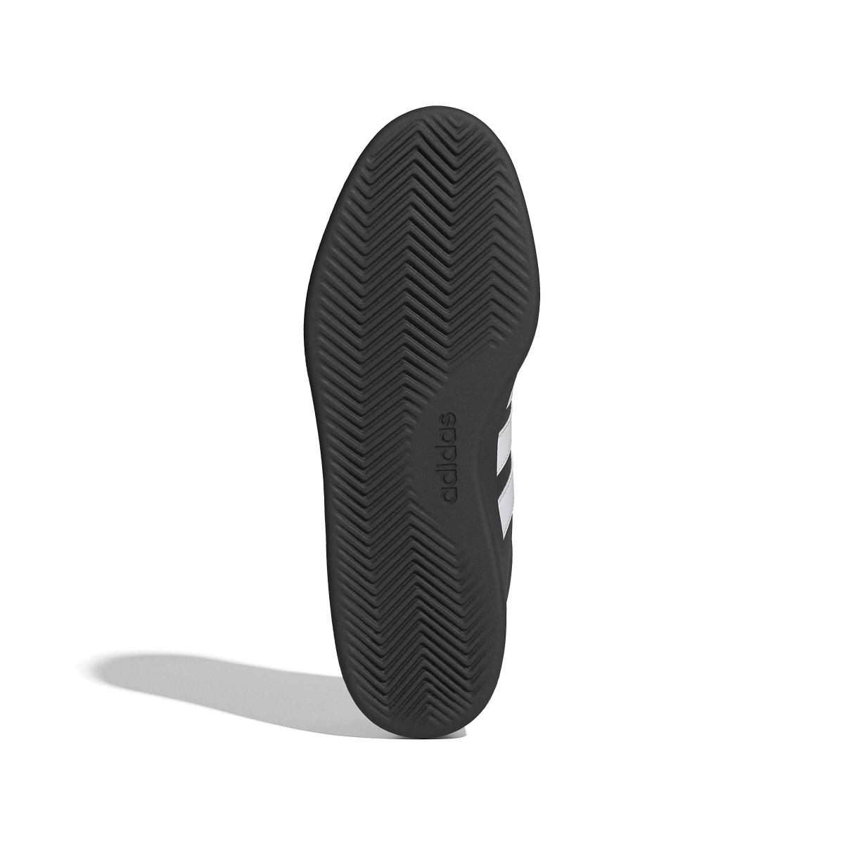 product/a/d/adidas_jq5482_4_footwear_photography_bottom_view_white-nw091625.jpg