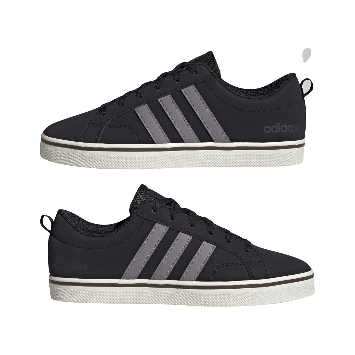 product/a/d/adidas_jq5532_10_footwear_photography_mirrored_pair_view_white-nw091625.jpg
