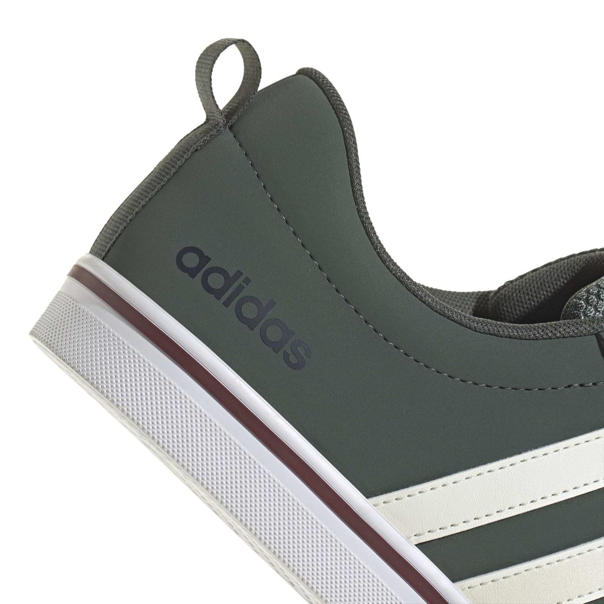 product/a/d/adidas_jq5533_8_footwear_photography_detail_view_1_white-nw091625.jpg