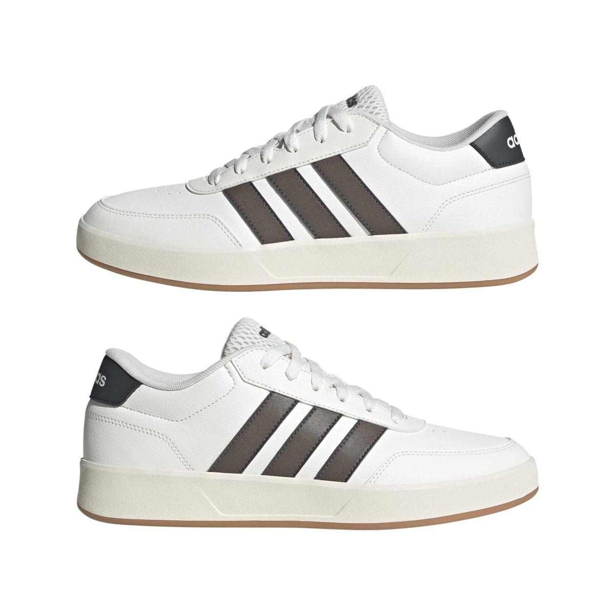 product/a/d/adidas_jq6074_10_footwear_photography_mirrored_pair_view_white-nw091625.jpg