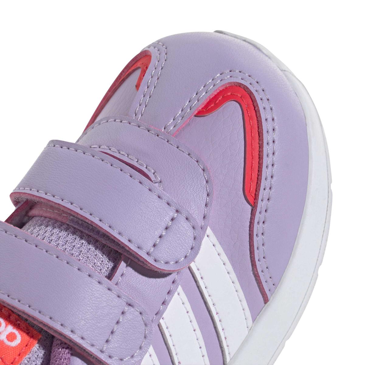 product/a/d/adidas_jq8094_9_footwear_photography_detail_view_2_white-nw091625.jpg