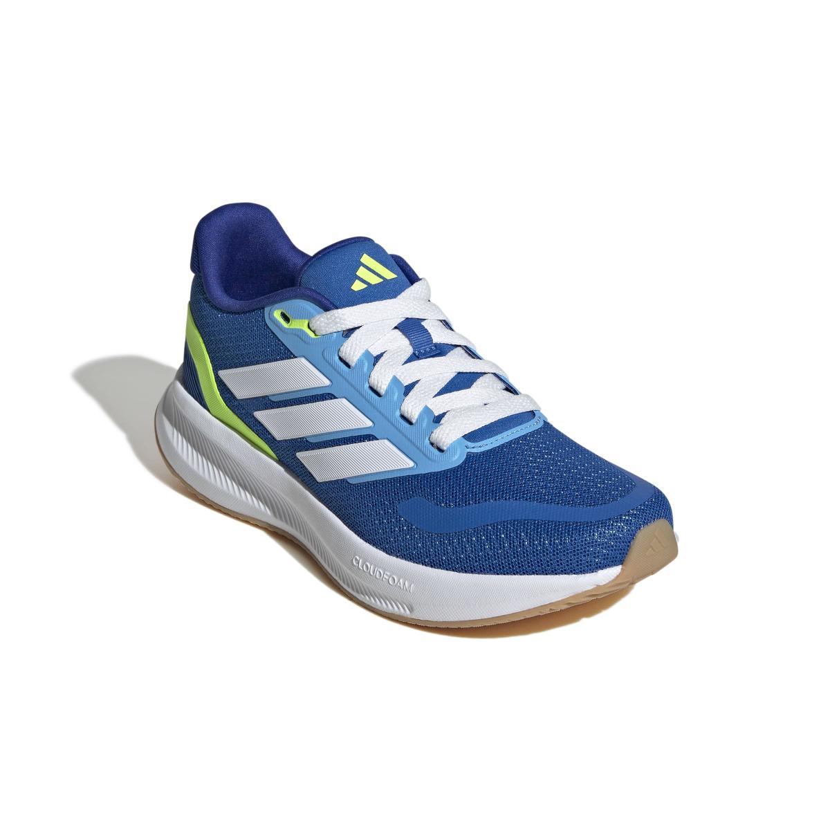 product/a/d/adidas_jq8137_6_footwear_photography_front_lateral_top_view_white-nw091625.jpg