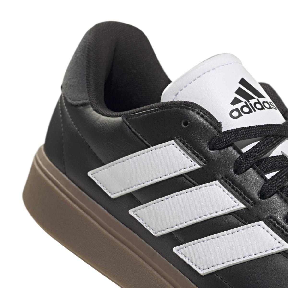 product/a/d/adidas_jq8214_8_footwear_photography_detail_view_1_white-nw091625.jpg