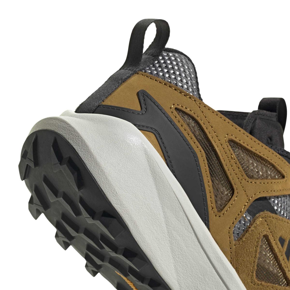 product/a/d/adidas_jq8229_9_footwear_photography_detail_view_2_white-nw091625.jpg