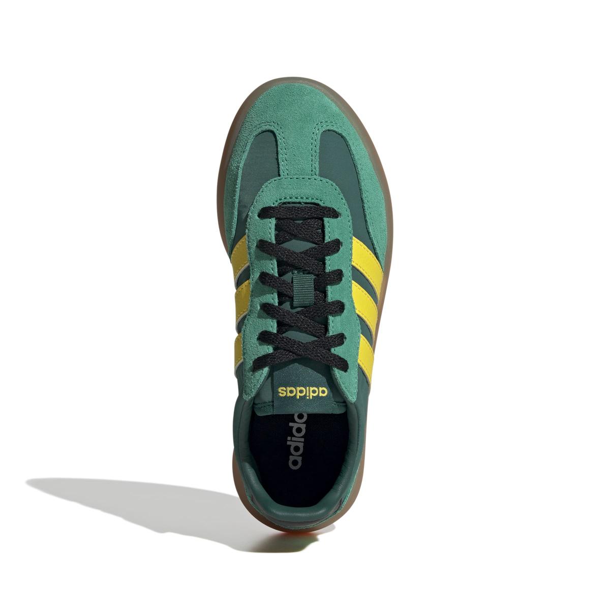 product/a/d/adidas_jq8852_3_footwear_photography_top_portrait_view_white-nw091625.jpg