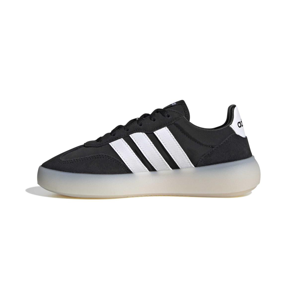 product/a/d/adidas_jr0762_5_footwear_photography_side_medial_center_view_white-nw091625.jpg