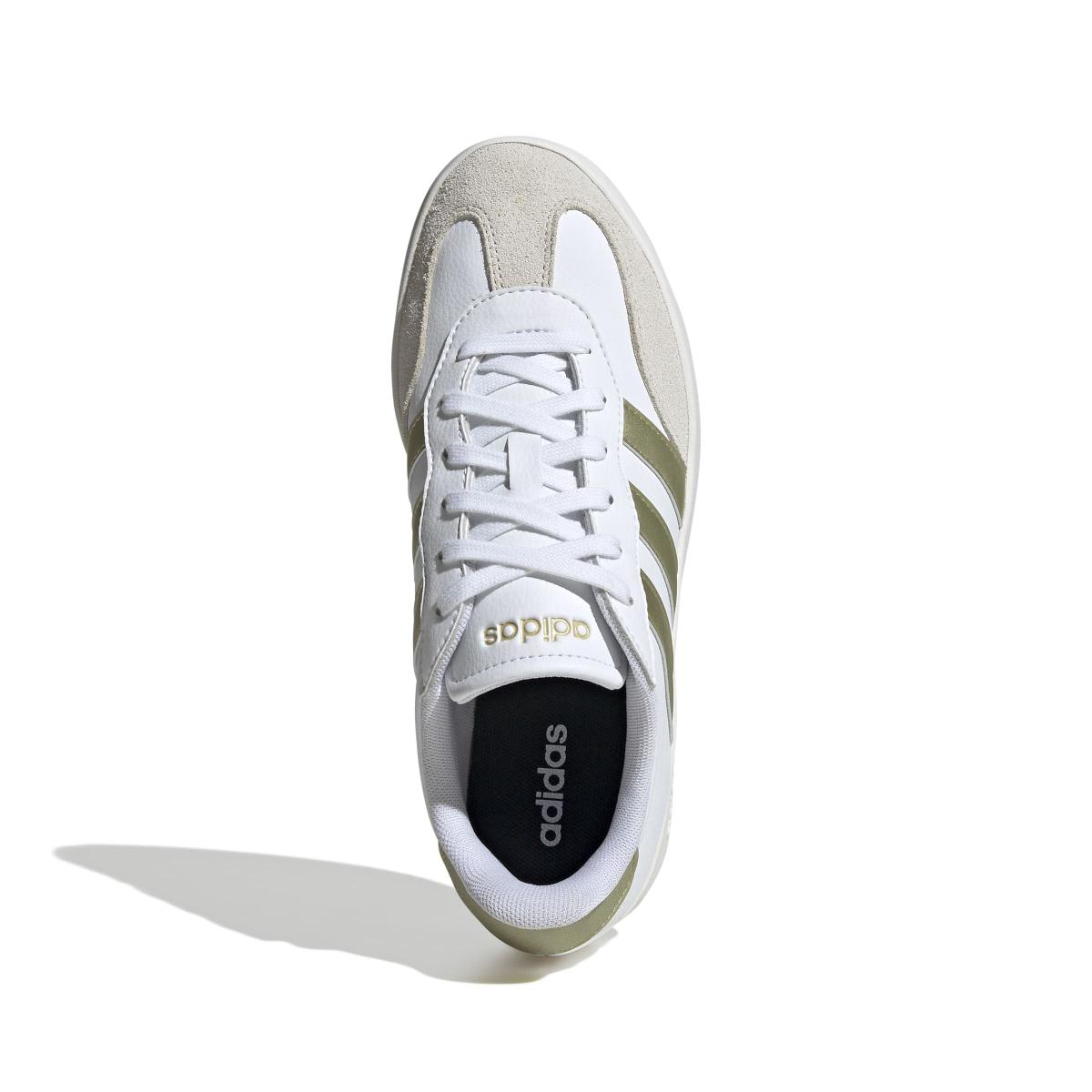 product/a/d/adidas_jr1191_3_footwear_photography_top_portrait_view_white-nw091625.jpg