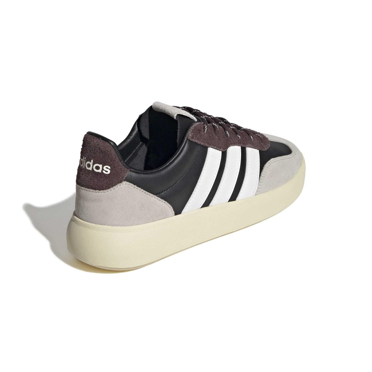 product/a/d/adidas_jr1232_7_footwear_photography_back_lateral_top_view_white-nw091625.jpg
