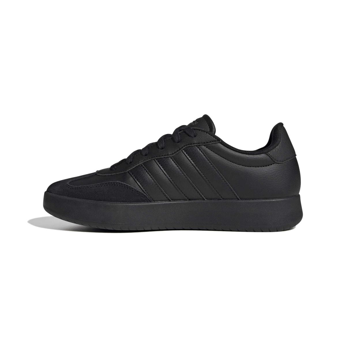 product/a/d/adidas_jr1321_5_footwear_photography_side_medial_center_view_white-nw091625.jpg