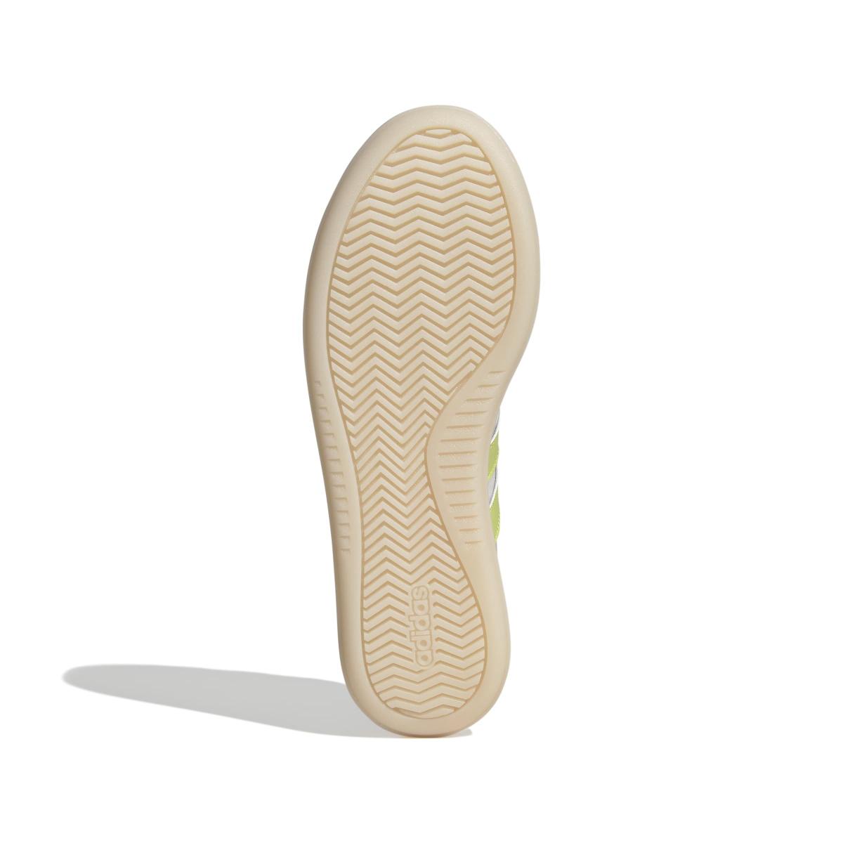 product/a/d/adidas_jr3515_4_footwear_photography_bottom_view_white-nw091625.jpg