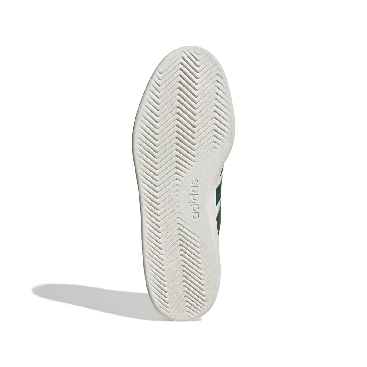 product/a/d/adidas_jr3549_4_footwear_photography_bottom_view_white-nw091625.jpg